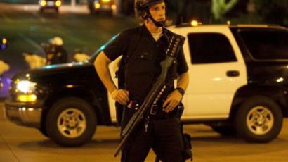 Stun gun vs Occupy DC: Cops tase protester in pyjamas (VIDEO)