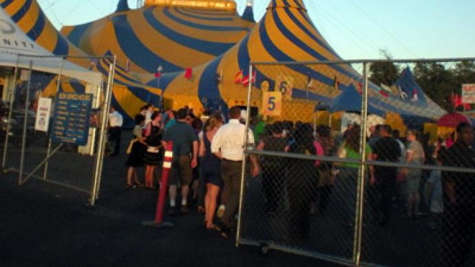 Border agents accused of performing oral sex in circus