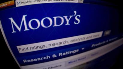 Moody's downgrades France, sets negative outlook