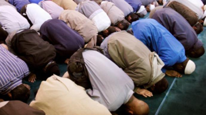 Muslims suing FBI for spying on worshipers