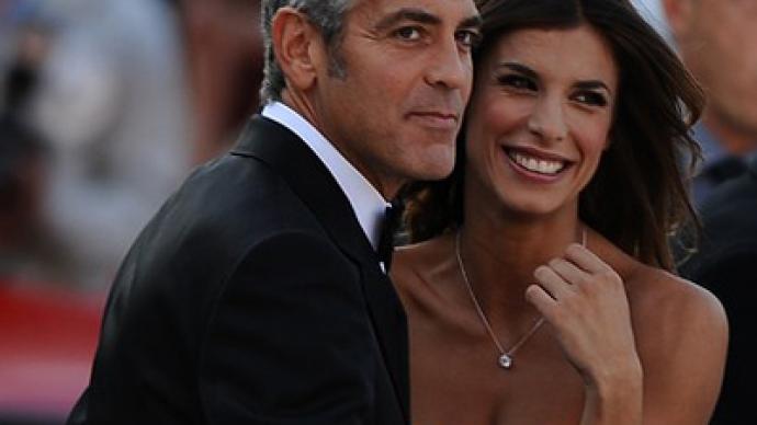 Clooney is dating a wrestler