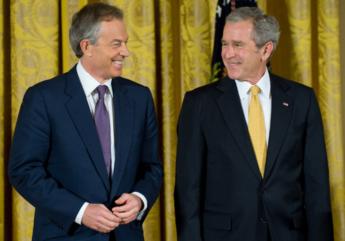George W. Bush and Tony Blair (L) (AFP Photo/Saul Loeb)