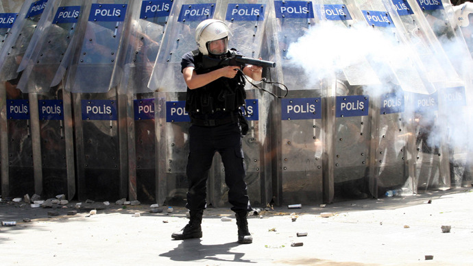 ‘Democratic and Islamic values clash in Turkey’