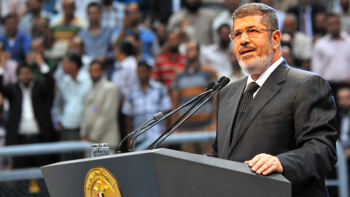 ‘Morsi tries to ram Sharia constitution down Egyptian people's throats’