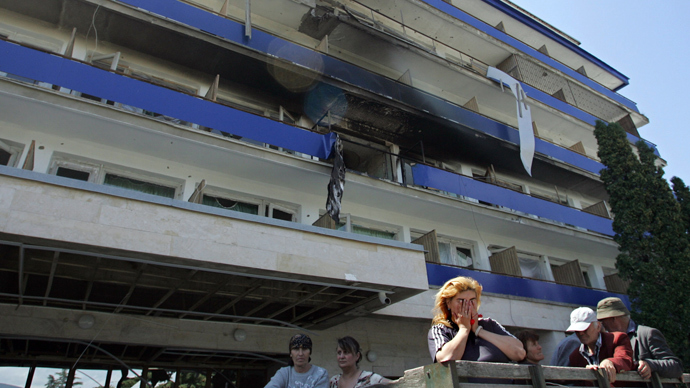 Between Georgia and South Ossetia, war-torn families, villages and vineyards