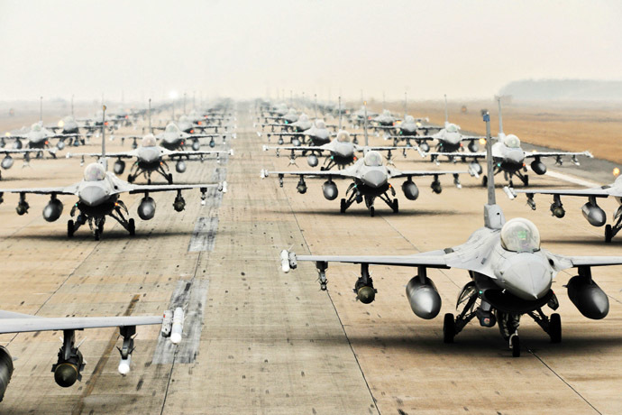  A picture downloaded from the US air force website shows F-16 Fighting Falcons from the 35th and 80th Fighter Squadrons (AFP Photo/US AIR FORCE)