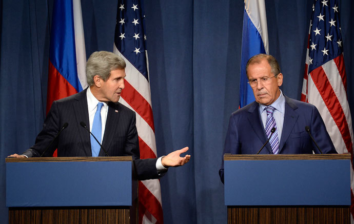 US Secretary of State John Kerry (L) and Russian Foreign minister Sergey Lavrov Â®.( AFP Photo / Philippe Desmazes)