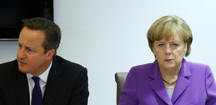 Britain's Prime Minister David Cameron (L) and Germany's Chancellor Angela Merkel (Reuters/Yves Herman)