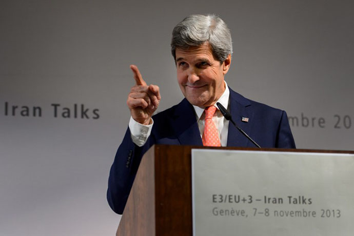 US Secretary of State John Kerry gestures during a press conference closing three days of talks on Iran's nuclear programme, on November 10, 2013 in Geneva. (AFP Photo / Fabrice Coffrini)