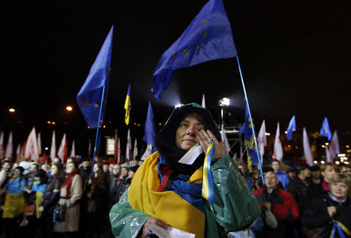 A woman reacts during a meeting to support EU integration at European square in Kiev, November 25, 2013. (Reuters/Vasily Fedosenko)