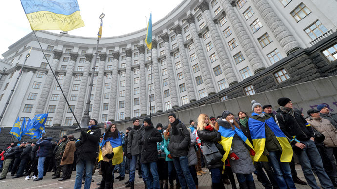 'Sizeable proportion of Ukrainians would resist another Orange Revolution'