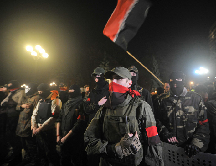 Supporters of the right wing party Pravyi Sector (Right Sector) (AFP Photo/Genya Savilov)