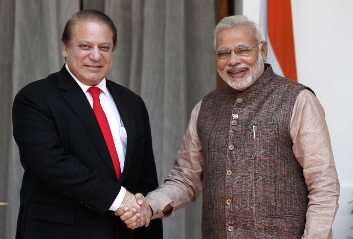 India's Prime Minister Narendra Modi (R) shakes hands with his Pakistani counterpart Nawaz Sharif before the start of their bilateral meeting in New Delhi May 27, 2014. (Reuters/Adnan Abidi)