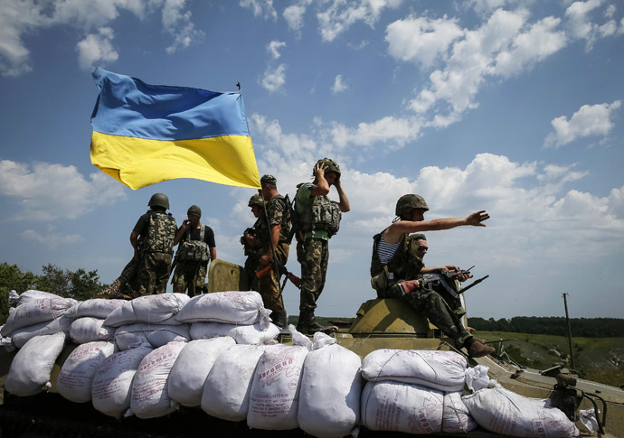 Ukrainian troops are pictured near the eastern Ukrainian town of Seversk July 12, 2014. (Reuters)