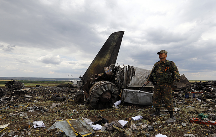 The site of the crash of the Il-76 Ukrainian army transport plane in Luhansk June 14, 2014. (Reuters / Shamil Zhumatov)