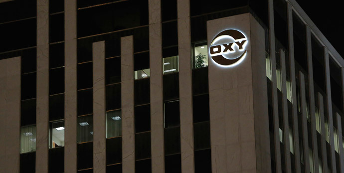 The Occidental Petroleum Corp headquarters is pictured in Los Angeles, California (Reuters / Mario Anzuoni)