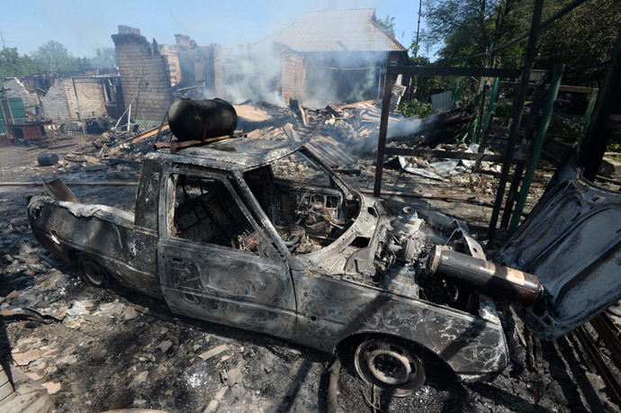 Private houses destroyed during an artillery attack on Gorlovka by the Ukrainian army. (RIA Novosti/Mikhail Voskresenskiy)