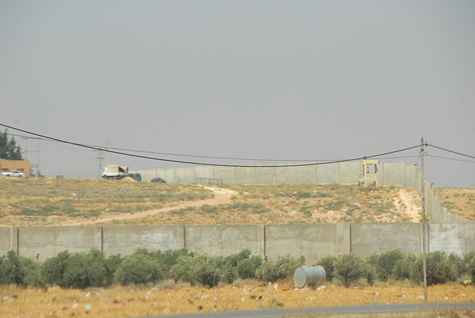Hidden camera Jordan - Syrian border (Photo by Andre Vltchek)