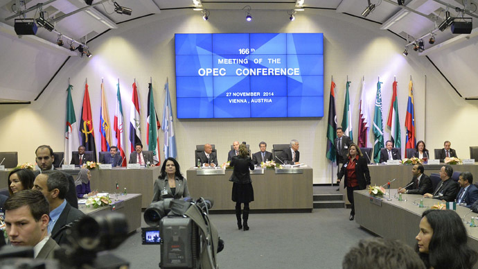 A general view shows the166th ordinary meeting of the Organization of the Petroleum Exporting Countries, OPEC, at their headquarters in Vienna, Austria on November 27, 2014. (AFP Photo/Samuel Kubani)