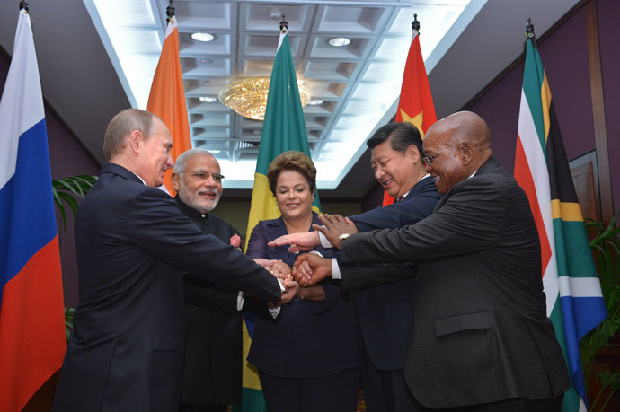 From left: Russian President Vladimir Putin, Indian Prime Minister Narendra Modi, Brazilian President Dilma Rousseff, President of the People's Republic of China Xi Jinping and President of the Republic of South Africa Jacob Zuma during a meeting with the heads of state and government of BRICS member countries, which took place before the G-20 summit in Brisbane, Australia. (RIA Novosti)