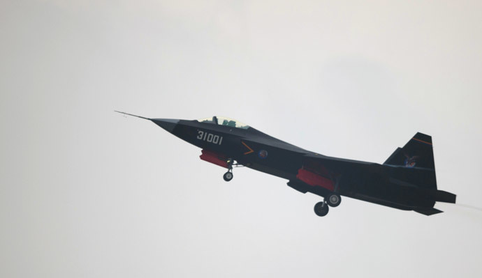 A Chinese J-31 stealth fighter (AFP Photo / Johannes Eisele)