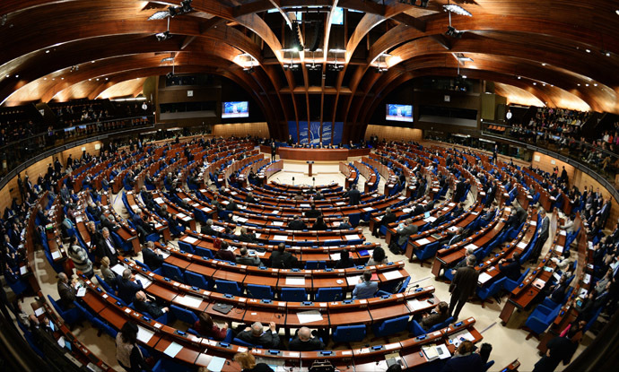 Delegates at a plenary meeting held as part of the winter session of the Parliamentary Assembly of the Council of Europe (PACE). (RIA Novosti/Vladimir Fedorenko)
