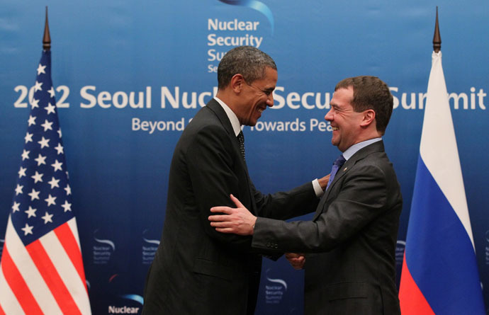 Russian President Dmitry Medvedev (right) and U.S.President Barack Obama pictured during their meeting held in Seoul as part of the Nuclear Security Summit March 26, 2012. (RIA Novosti/Ekaterina Shtukina)