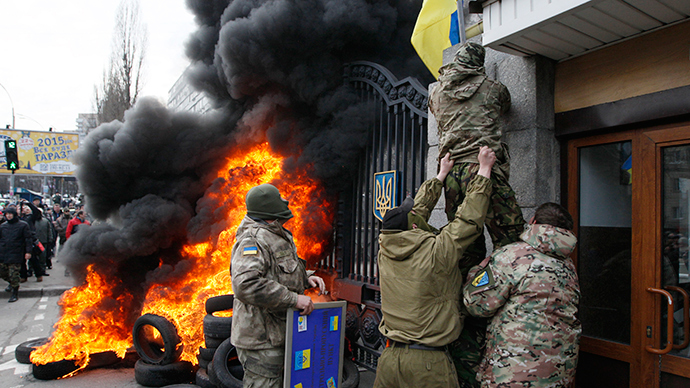 ‘Ukraine’s economy in backwards drive, feeds tensions and discontent’