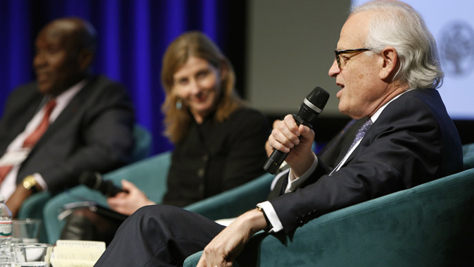 Ambassador Martin Indyk (R) of the Brookings Institution participates in the plenary session of the Fragility, Conflict and Violence Forum at World Bank headquarters in Washington February 13, 2015. (Reuters/Gary Cameron)