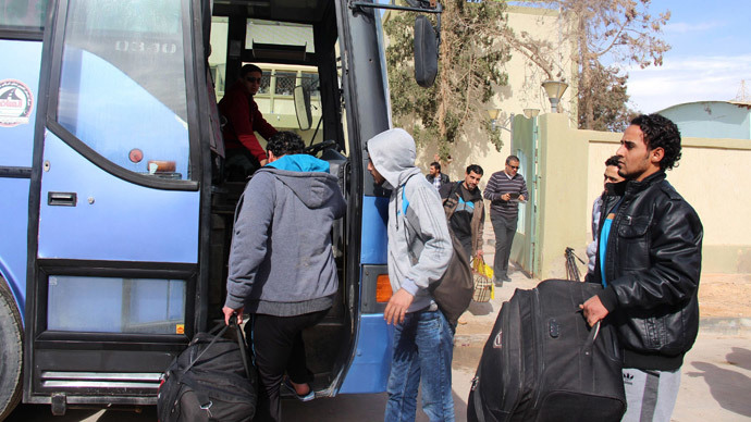 Egyptians back from Libya stuck in limbo: to stay or go back?