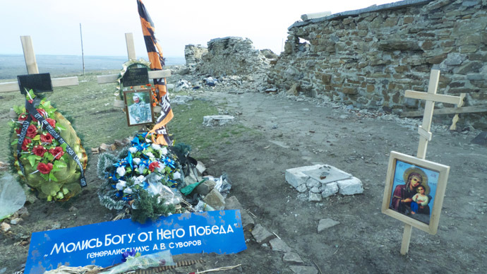 Burying the dead: a hero of the People's Republic of Donetsk in Saur-mogila. (Photo: Pepe Escobar)