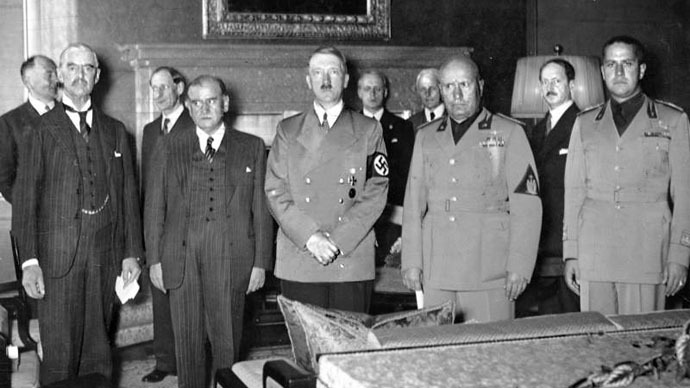 From left to right: Chamberlain, Daladier, Hitler, Mussolini, and Ciano pictured before signing the Munich Agreement, which gave the Sudetenland to Germany. (Photo from Wikipedia.org)