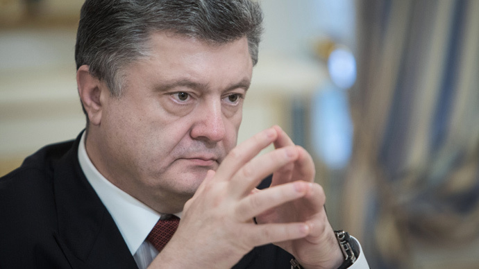 ‘Poroshenko’s political life hangs in the balance’
