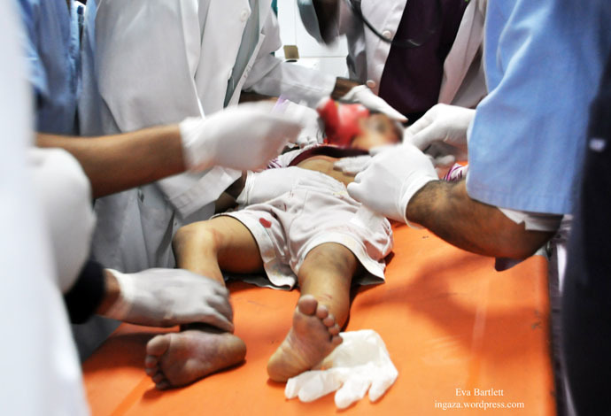 Reham Nabaheen, 4, killed by Israeli shrapnel to her head, November 21, 2012 (Photo by Eva Bartlett)