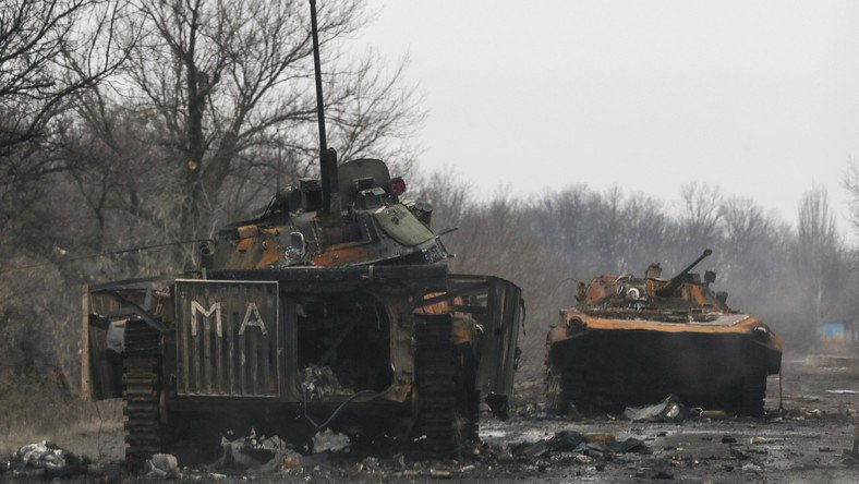 Ukraine : l’Europe réticente à armer et financer Kiev (VIDEO)