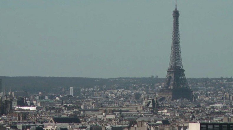 Au moins cinq drones ont survolé Paris dans la nuit de lundi à mardi