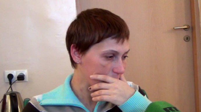 Tragédie d’une famille à Donetsk: « Quand j’ai déterré mon fils, il ne respirait plus » (VIDEO)