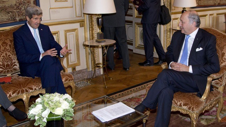Diplomatie : Kerry, Hammond et Steinmeier attendus à Paris