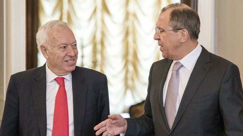 Lavrov: la réponse de Moscou à la hausse d’activités militaires près de ses frontières sera adéquate
