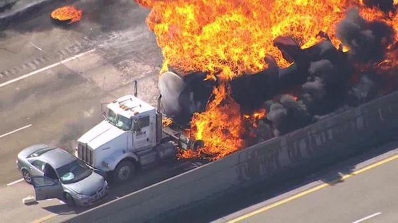 Grave incendie d’un camion-citerne sur l’autoroute I-94 près de Detroit