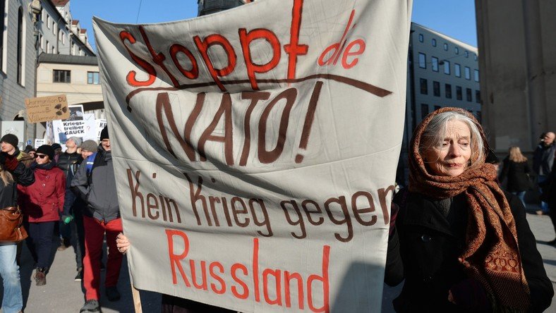 L’OTAN aux portes de la Russie (VIDEO)