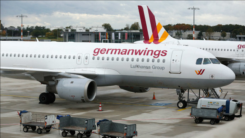 Crash du vol 4U 9525 : l'Airbus A320 était en service depuis 24 ans (VIDEO)