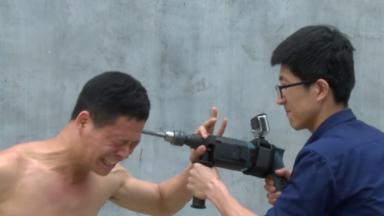 Une perceuse ne parvient pas à trouer le crâne d’un maître Shaolin (VIDEO)