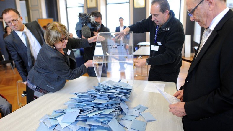 Départementales 2015 : le second tour a commencé (VIDEO)