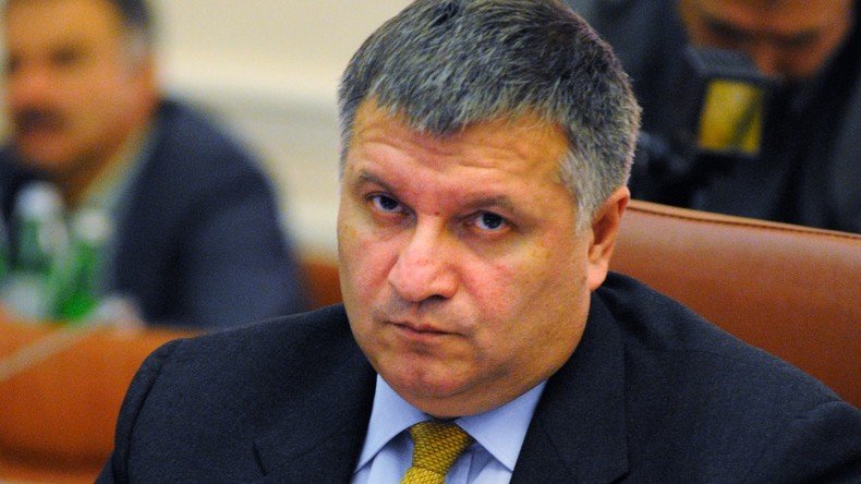 Ukraine : le ministre de l'Intérieur met de l'eau dans son vin à propos du Donbass
