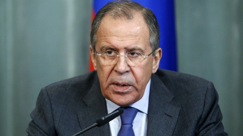 Sergueï Lavrov : Il faut obliger Kiev à respecter les accords de Minsk et arrêter leur sabotage