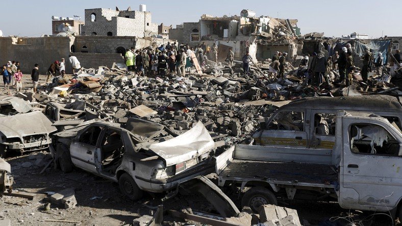 Yémen : Raids aériens à Aden où les civils manquent de tout
