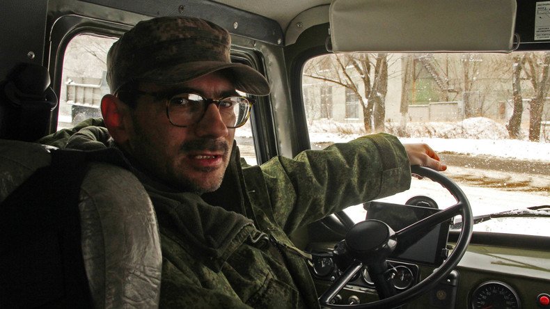 Une mine explose sous les pieds d’un journaliste d’une chaîne de télévision russe (VIDEO)