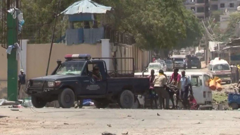 Somalie : attaque meurtrière des Shebab sur le Ministère de l’Education (VIDEO)