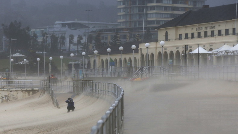 La région de Sydney panse ses plaies après une tempête qui a fait trois morts (PHOTOS, VIDEO)